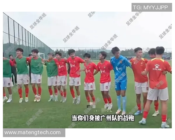 广州足球队意识争议引发热议球迷反思球队未来发展方向 广州足球队意识争议引发热议球迷反思球队未来发展方向