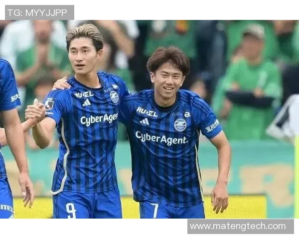 横滨水手与湘南海洋的激烈对决揭示日职联赛的竞争魅力与球队实力较量