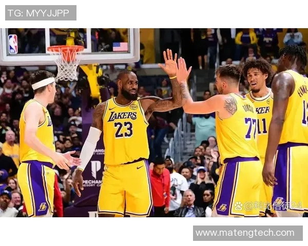 湖人对雄鹿精彩回放尽在央视重温经典瞬间与赛场激情 湖人对雄鹿精彩回放尽在央视重温经典瞬间与赛场激情