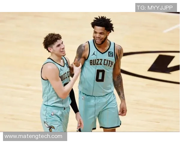 老鹰与76人对决分析球队状态战术特点及胜负预测 老鹰与76人对决分析球队状态战术特点及胜负预测