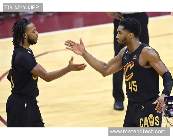 骑士与活塞历史交锋回顾及战绩分析探讨