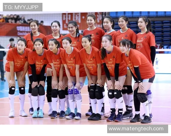 八一女排迎战河南队全力争胜展现巾帼风采与拼搏精神 八一女排迎战河南队全力争胜展现巾帼风采与拼搏精神